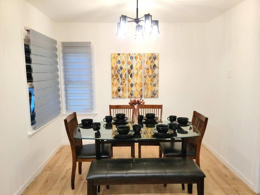 Newly Furnished Pool House Villa Лос Анджелис Екстериор снимка